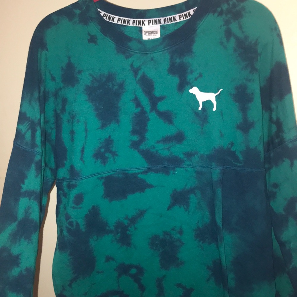 Pink (VS) sweatshirt  size Xs fits like a medium